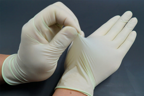 Latex Gloves with Oats Extractions, Powder Free, a patented coating recognized by the FDA as a skin protectant, S, 100/pk, 1000/cs