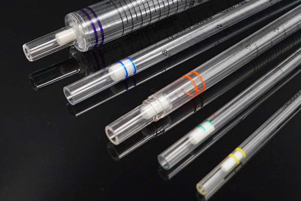 1ml Serological Pipette with 0.4ml negative graduation, 1/100 ml graduations, Sterile, 20 per bulk bag, 1000/pk, 3000/cs